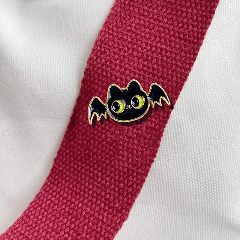 Halloween cartoon funny brooch - Cosplay Bat Prop ulasan dan harga